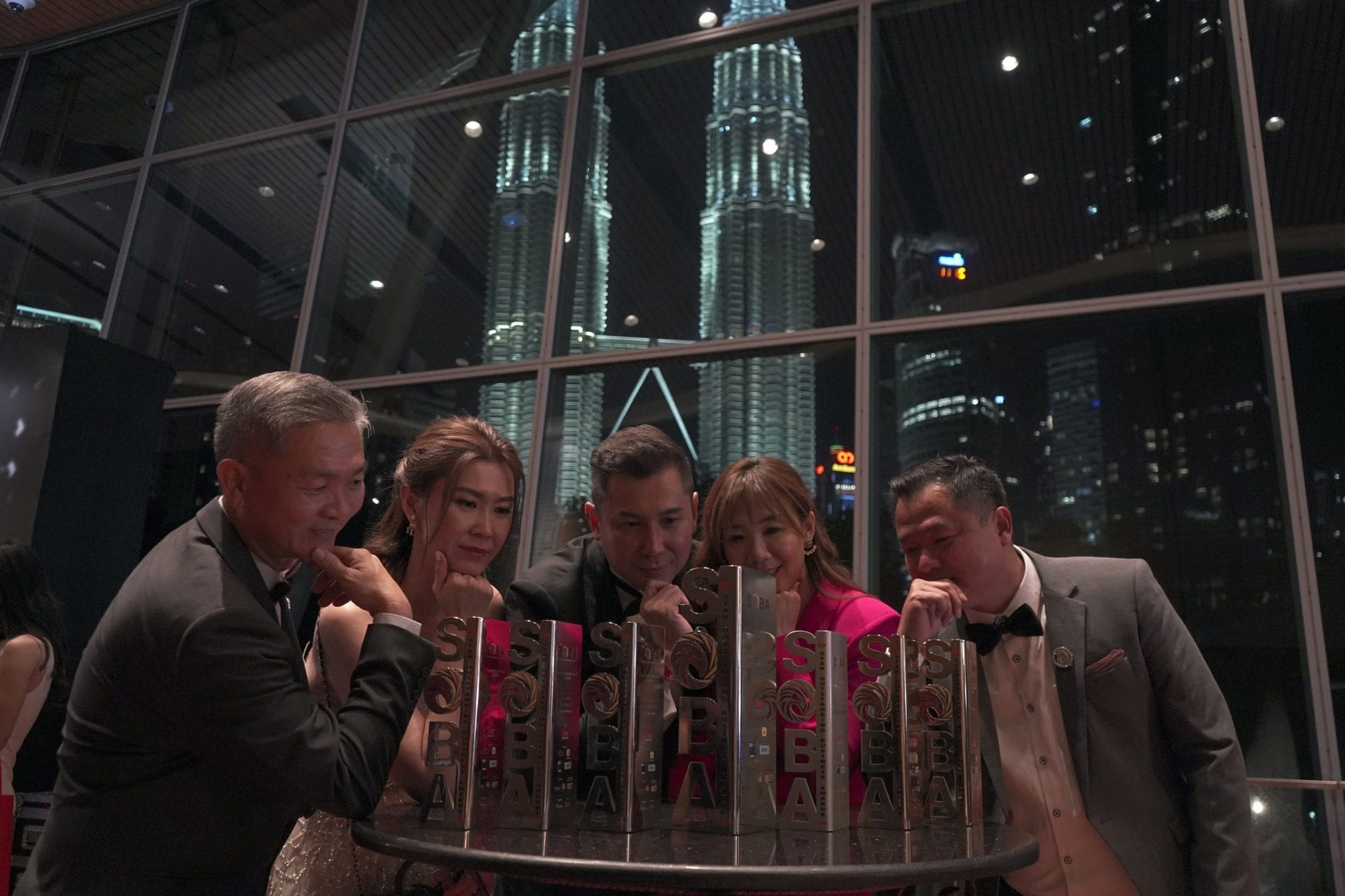 Image gallery marquee