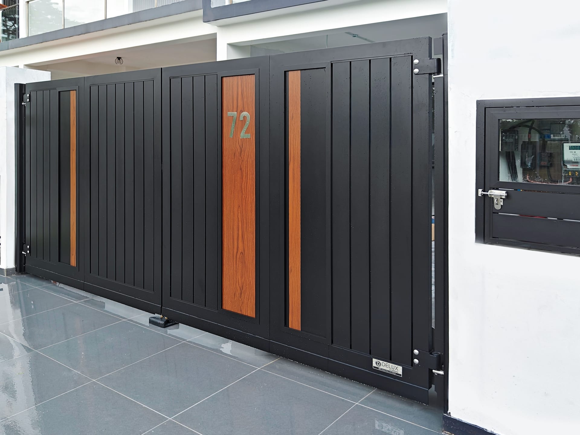 Trackless folding gate Trackless autogate Folding gate Malaysia Aluminium gate Malaysia Delux autogate Unigate Autogate Malaysia Unigate Malaysia Trackless gate Malaysia Aluminium gate supplier Malaysia Aluminium auto gate Autogate price Autogate system price Trackless autogate malaysia price Autogate malaysia price Aluminium gate suppliers inline 14