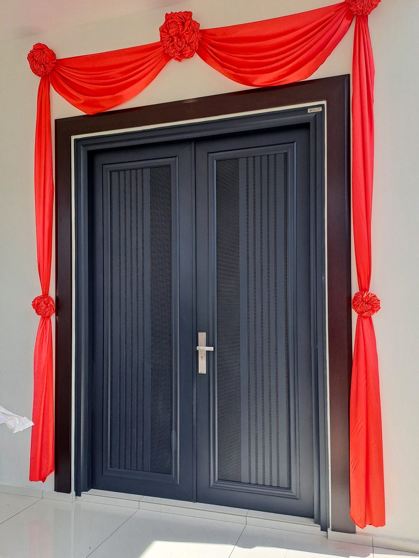 Security door Malaysia Aluminum door Luxury security door Delux security door price Aluminium security door Alutechdoor Security door design for home Best safety door Best security door malaysia Modern security door Security door design Double Door DT608