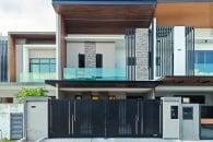 Trackless folding gate Trackless autogate Folding gate Malaysia Aluminium gate Malaysia Delux autogate Unigate Autogate Malaysia Unigate Malaysia Trackless gate Malaysia Aluminium gate supplier Malaysia Aluminium auto gate Autogate price Autogate system price Trackless autogate malaysia price Autogate malaysia price Aluminium gate suppliers grono 1