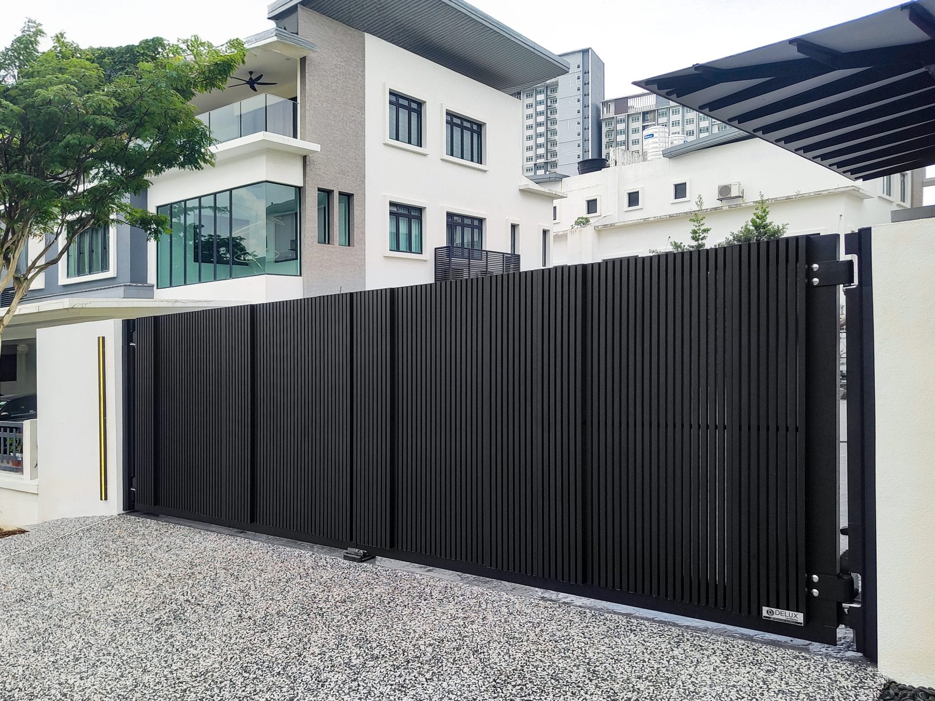 Trackless folding gate Trackless autogate Folding gate Malaysia Aluminium gate Malaysia Delux autogate Unigate Autogate Malaysia Unigate Malaysia Trackless gate Malaysia Aluminium gate supplier Malaysia Aluminium auto gate Autogate price Autogate system price Trackless autogate malaysia price Autogate malaysia price Aluminium gate suppliers X21