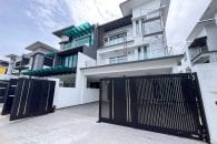 Trackless folding gate Trackless autogate Folding gate Malaysia Aluminium gate Malaysia Delux autogate Unigate Autogate Malaysia Unigate Malaysia Trackless gate Malaysia Aluminium gate supplier Malaysia Aluminium auto gate Autogate price Autogate system price Trackless autogate malaysia price Autogate malaysia price Aluminium gate suppliers stripe 1