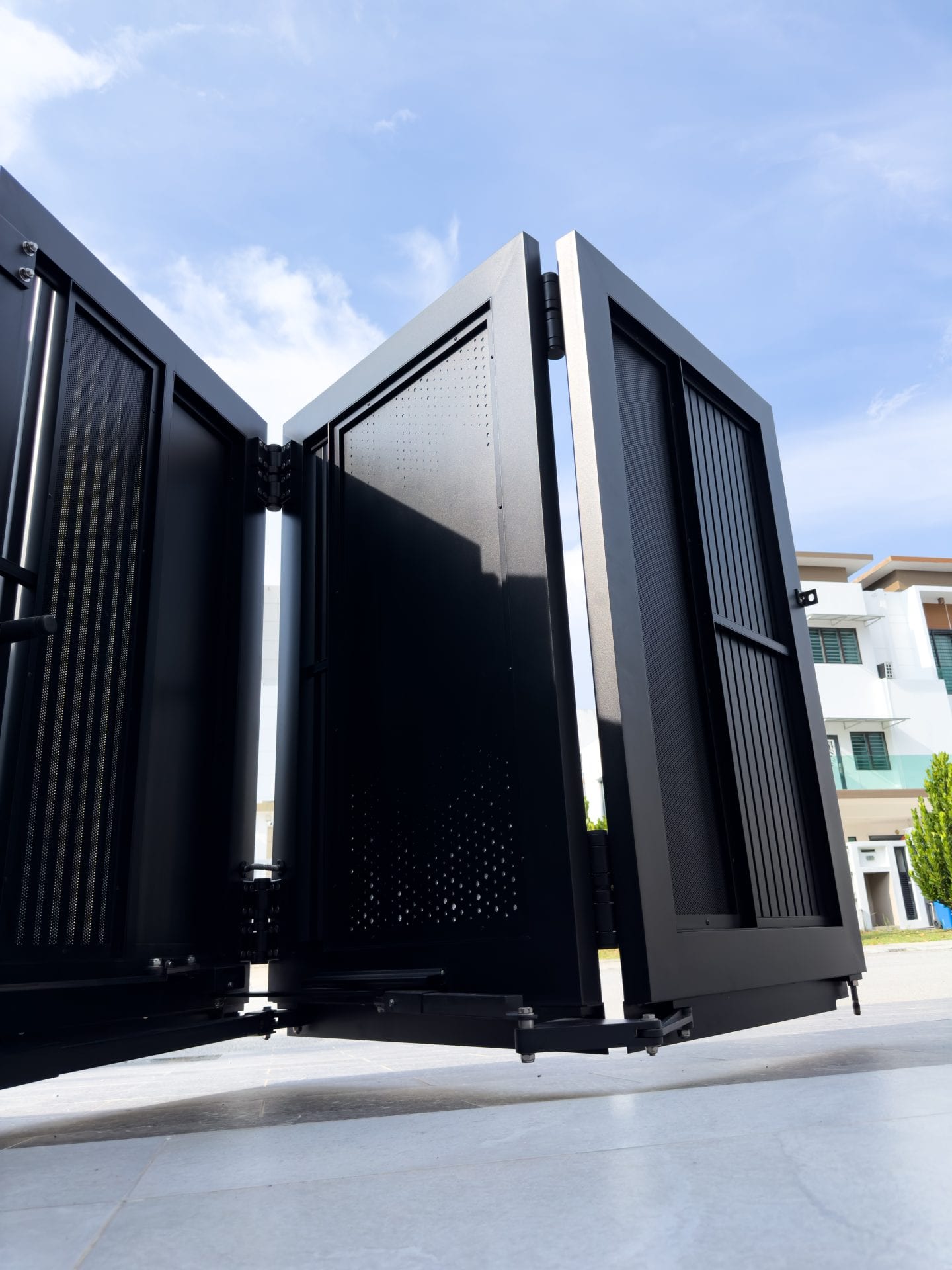 Trackless folding gate Trackless autogate Folding gate Malaysia Aluminium gate Malaysia Delux autogate Unigate Autogate Malaysia Unigate Malaysia Trackless gate Malaysia Aluminium gate supplier Malaysia Aluminium auto gate Autogate price Autogate system price Trackless autogate malaysia price Autogate malaysia price Aluminium gate suppliers volca