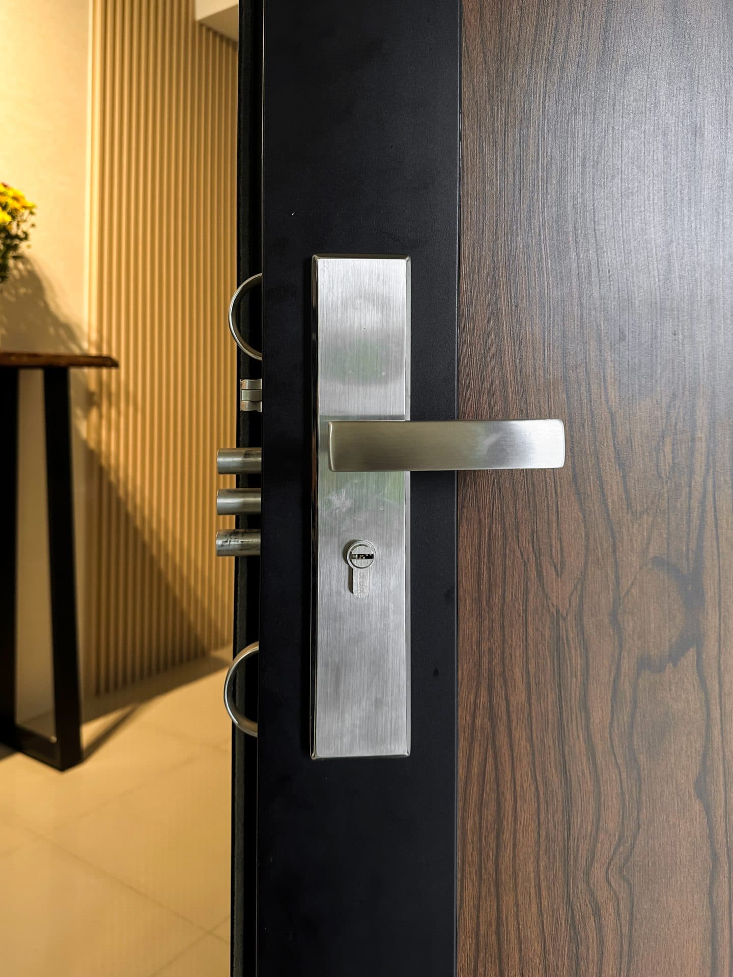 AlutechDoor Single Door DT601W