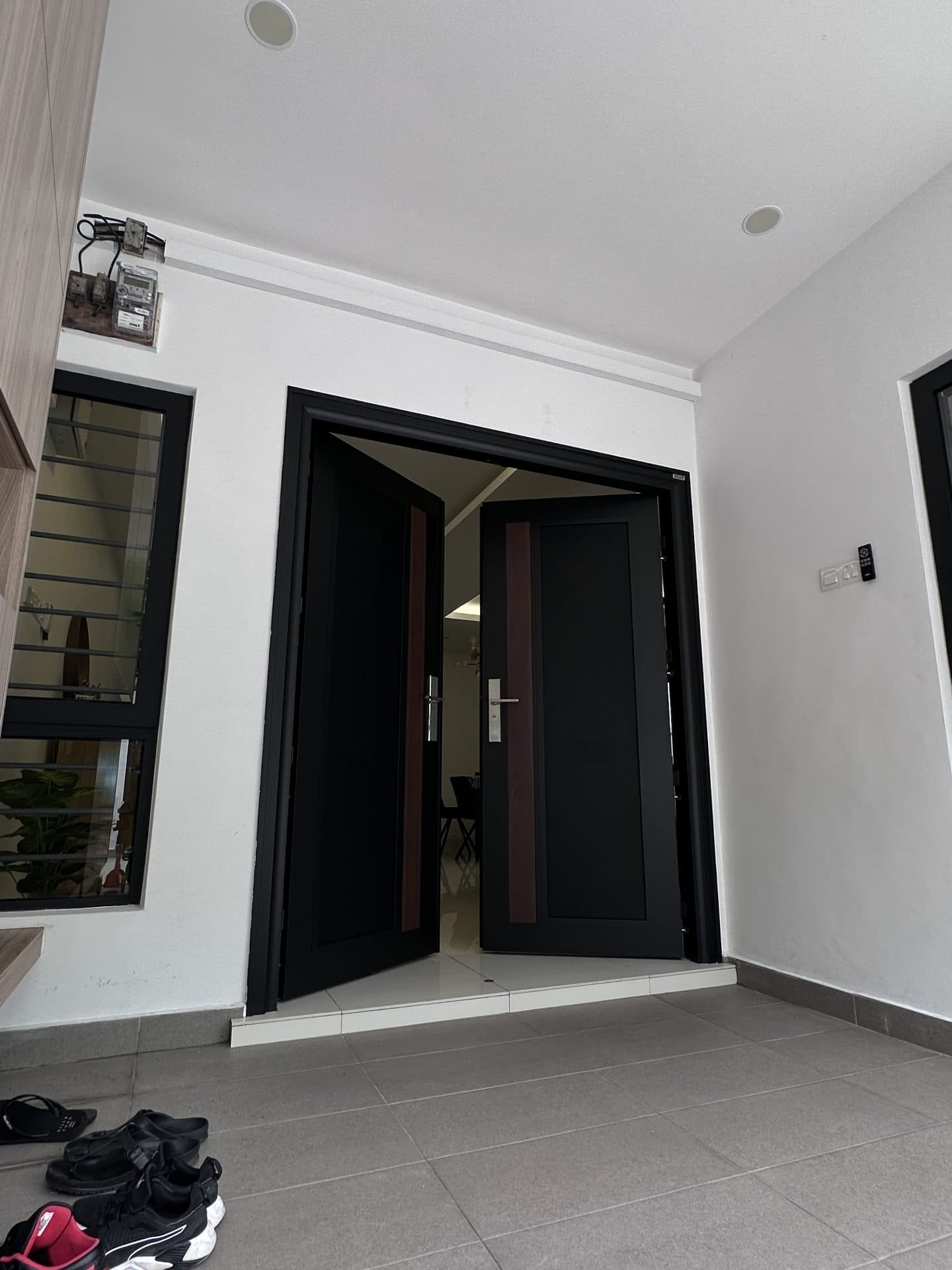 AlutechDoor Double Door DT601W