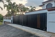 UniGate Pro Lustre 2 trackless autogate royal collection