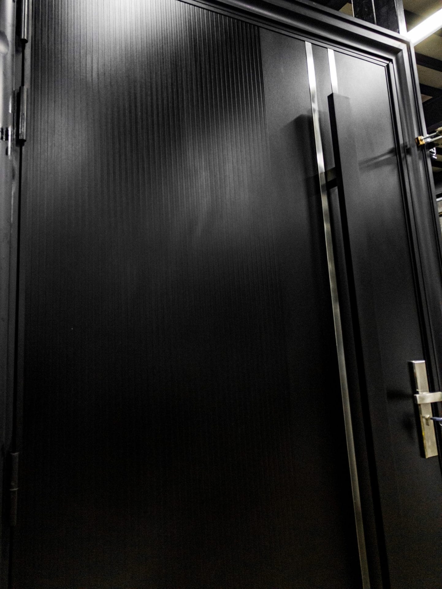 Security door Malaysia Aluminum door Luxury security door Delux security door price Aluminium security door Alutechdoor Security door design for home Best safety door Best security door malaysia Modern security door Security door design Double Door LN103