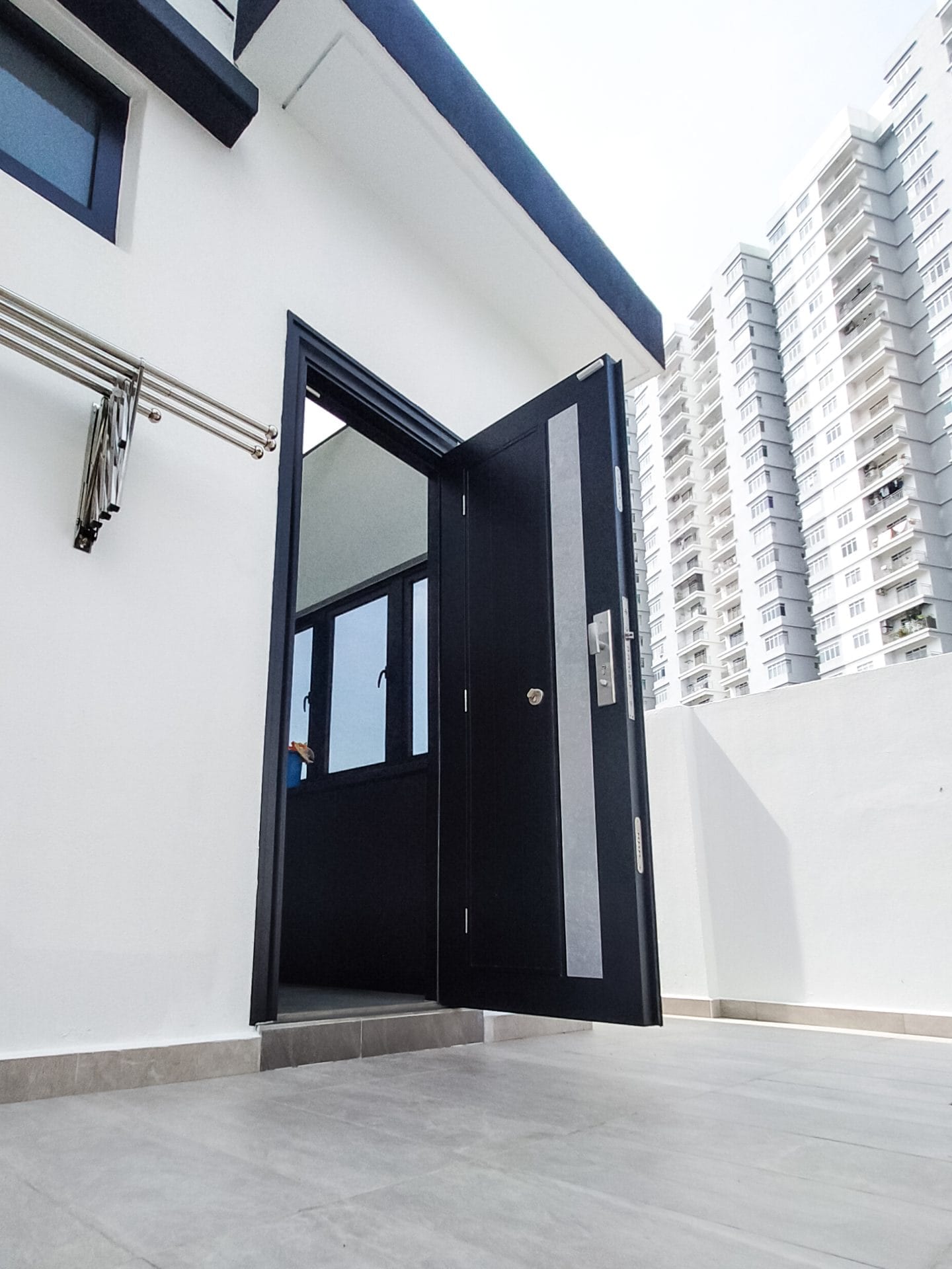 Security door Malaysia Aluminum door Luxury security door Delux security door price Aluminium security door Alutechdoor Security door design for home Best safety door Best security door malaysia Modern security door Security door design Single Door DT601C