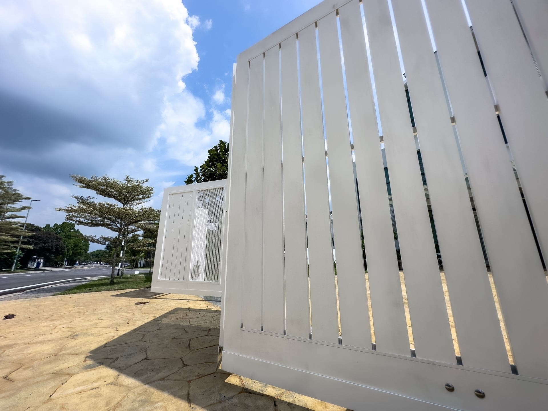 Trackless folding gate Trackless autogate Folding gate Malaysia Aluminium gate Malaysia Delux autogate Unigate Autogate Malaysia Unigate Malaysia Trackless gate Malaysia Aluminium gate supplier Malaysia Aluminium auto gate Autogate price Autogate system price Trackless autogate malaysia price Autogate malaysia price Aluminium gate suppliers showy