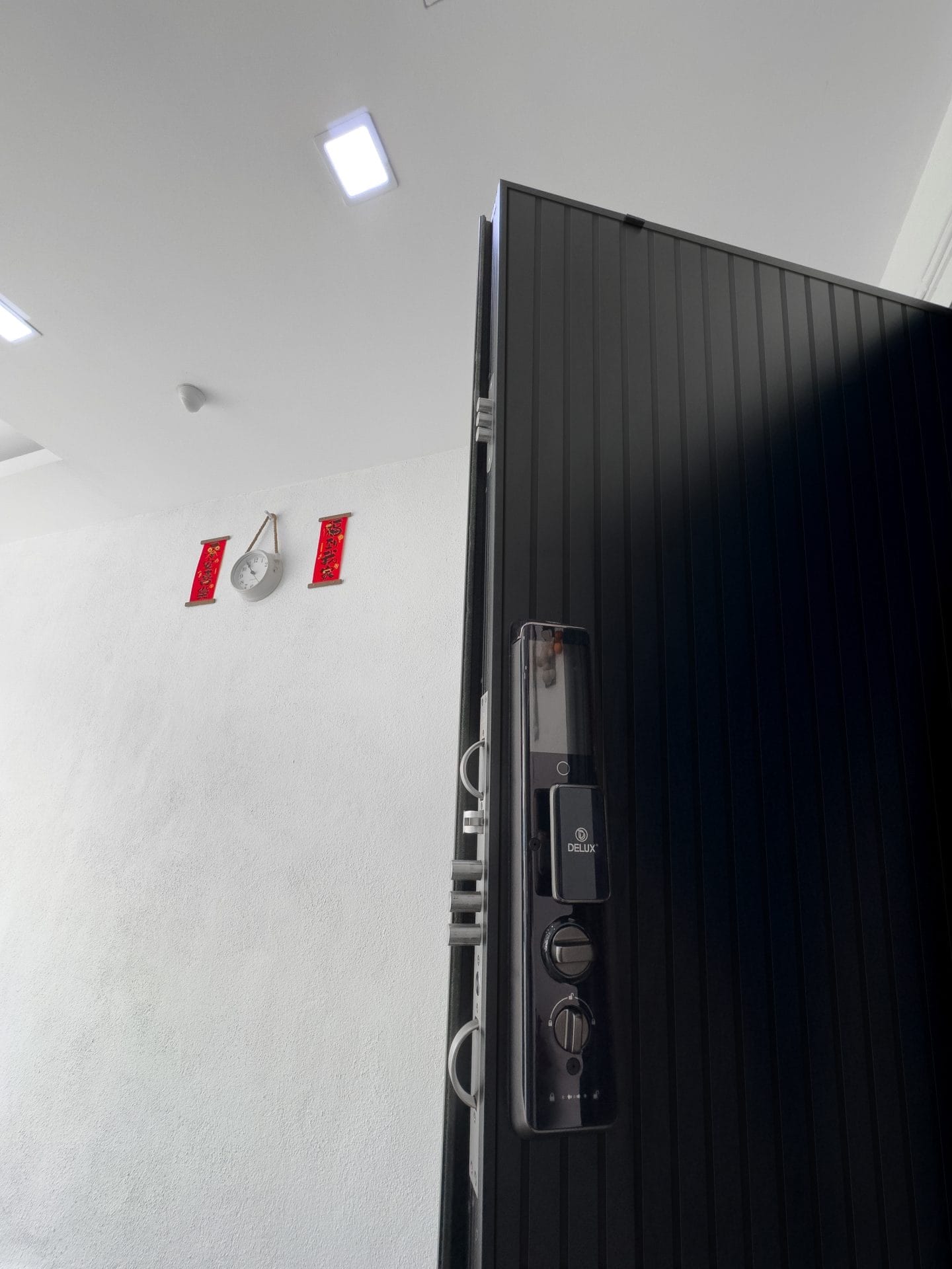 Security door Malaysia Aluminum door Luxury security door Delux security door price Aluminium security door Alutechdoor Security door design for home Best safety door Best security door malaysia Modern security door Security door design Single Door LX105