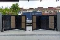 Trackless folding gate Trackless autogate Folding gate Malaysia Aluminium gate Malaysia Delux autogate Unigate Autogate Malaysia Unigate Malaysia Trackless gate Malaysia Aluminium gate supplier Malaysia Aluminium auto gate Autogate price Autogate system price Trackless autogate malaysia price Autogate malaysia price Aluminium gate suppliers Pine 6B