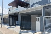 Trackless folding gate Trackless autogate Folding gate Malaysia Aluminium gate Malaysia Delux autogate Unigate Autogate Malaysia Unigate Malaysia Trackless gate Malaysia Aluminium gate supplier Malaysia Aluminium auto gate Autogate price Autogate system price Trackless autogate malaysia price Autogate malaysia price Aluminium gate suppliers linex 3
