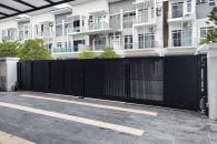 Trackless folding gate Trackless autogate Folding gate Malaysia Aluminium gate Malaysia Delux autogate Unigate Autogate Malaysia Unigate Malaysia Trackless gate Malaysia Aluminium gate supplier Malaysia Aluminium auto gate Autogate price Autogate system price Trackless autogate malaysia price Autogate malaysia price Aluminium gate suppliers LINO