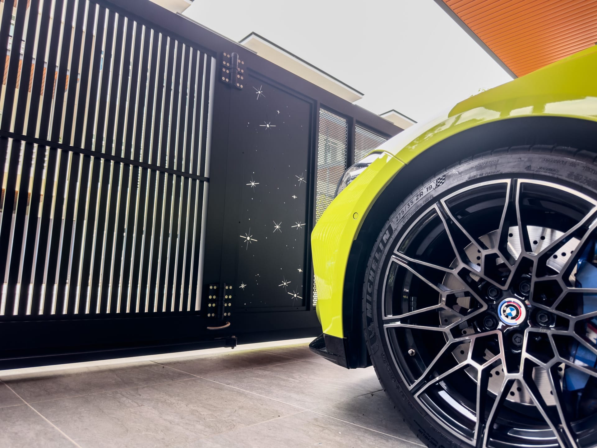 Trackless folding gate Trackless autogate Folding gate Malaysia Aluminium gate Malaysia Delux autogate Unigate Autogate Malaysia Unigate Malaysia Trackless gate Malaysia Aluminium gate supplier Malaysia Aluminium auto gate Autogate price Autogate system price Trackless autogate malaysia price Autogate malaysia price Aluminium gate suppliers