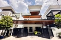 Trackless folding gate Trackless autogate Folding gate Malaysia Aluminium gate Malaysia Delux autogate Unigate Autogate Malaysia Unigate Malaysia Trackless gate Malaysia Aluminium gate supplier Malaysia Aluminium auto gate Autogate price Autogate system price Trackless autogate malaysia price Autogate malaysia price Aluminium gate suppliers