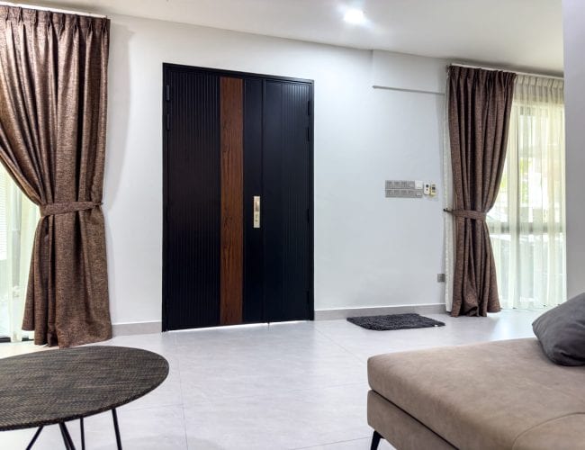 Trackless folding gate Trackless autogate Folding gate Malaysia Aluminium gate Malaysia Delux autogate Unigate Autogate Malaysia Unigate Malaysia Trackless gate Malaysia Aluminium gate supplier Malaysia Aluminium auto gate Autogate price Autogate system price Trackless autogate malaysia price Autogate malaysia price Aluminium gate suppliers