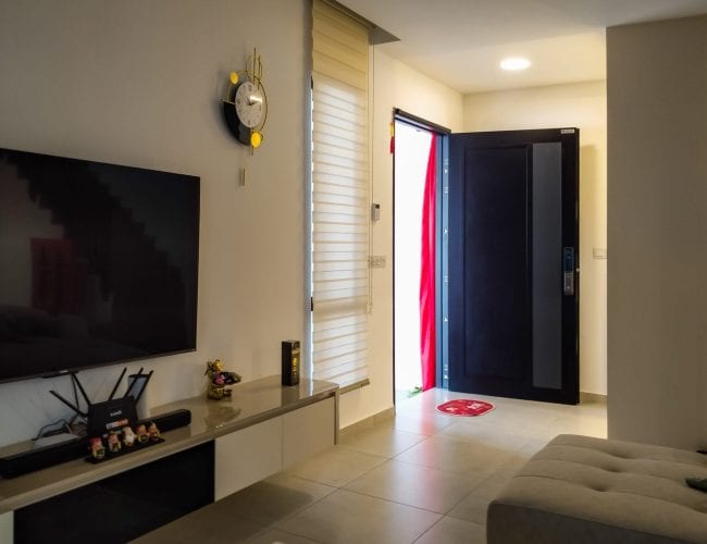 Security door Malaysia Aluminum door Luxury security door Delux security door price Aluminium security door Alutechdoor Security door design for home Best safety door Best security door malaysia Modern security door Security door design Single Door DT601P