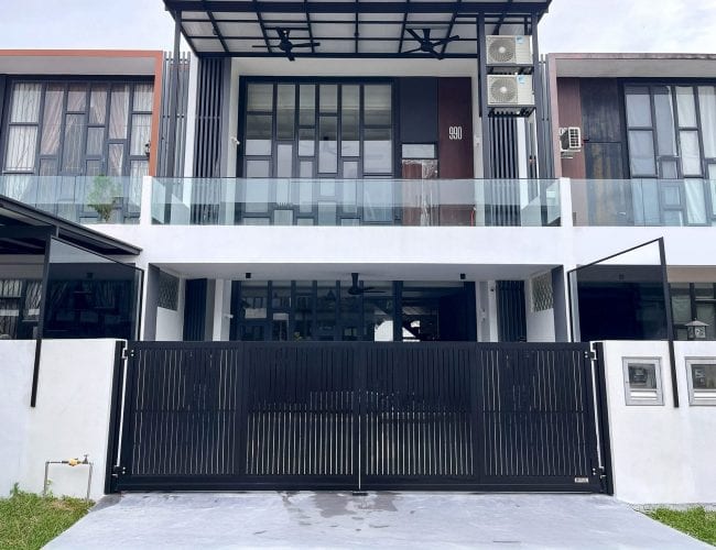 Trackless folding gate Trackless autogate Folding gate Malaysia Aluminium gate Malaysia Delux autogate Unigate Autogate Malaysia Unigate Malaysia Trackless gate Malaysia Aluminium gate supplier Malaysia Aluminium auto gate Autogate price Autogate system price Trackless autogate malaysia price Autogate malaysia price Aluminium gate suppliers texstone x17