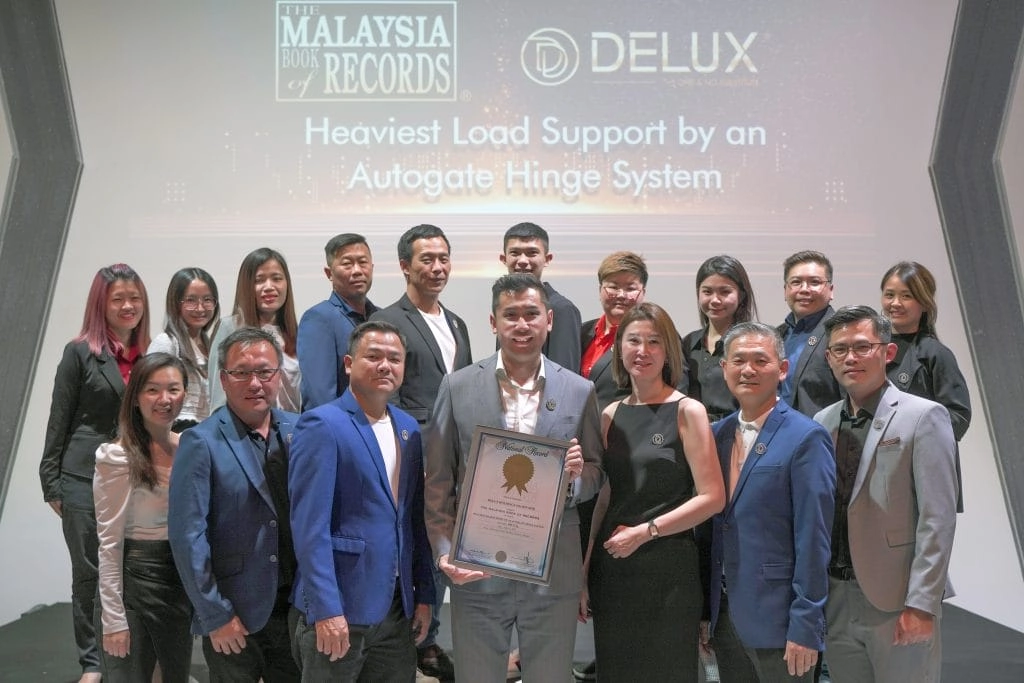 malaysia book of records - heaviest load support by an autogate hinge system