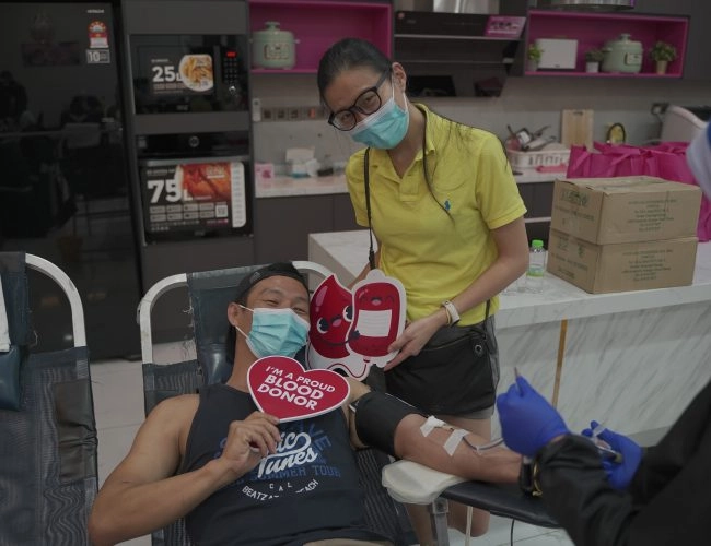 DELUX Blood Donation Campaign