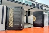 Trackless folding gate Trackless autogate Folding gate Malaysia Aluminium gate Malaysia Delux autogate Unigate Autogate Malaysia Unigate Malaysia Trackless gate Malaysia Aluminium gate supplier Malaysia Aluminium auto gate Autogate price Autogate system price Trackless autogate malaysia price Autogate malaysia price Aluminium gate suppliers mj106