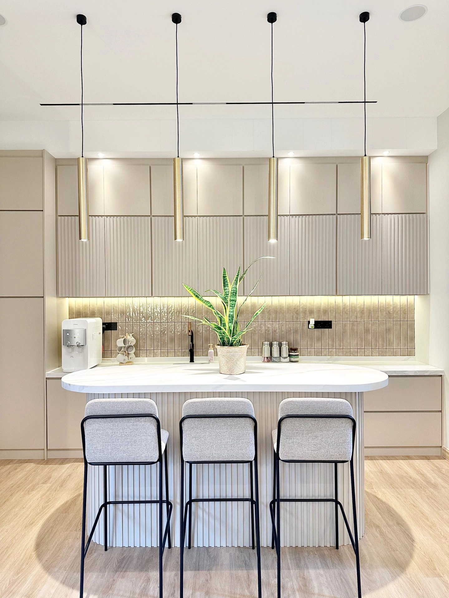 Trackless folding gate Trackless autogate Folding gate Malaysia Aluminium gate Malaysia Delux autogate Unigate Autogate Malaysia Unigate Malaysia Trackless gate Malaysia Aluminium gate supplier Malaysia Aluminium auto gate Autogate price Autogate system price Trackless autogate malaysia price Autogate malaysia price Aluminium gate suppliers texstone x16