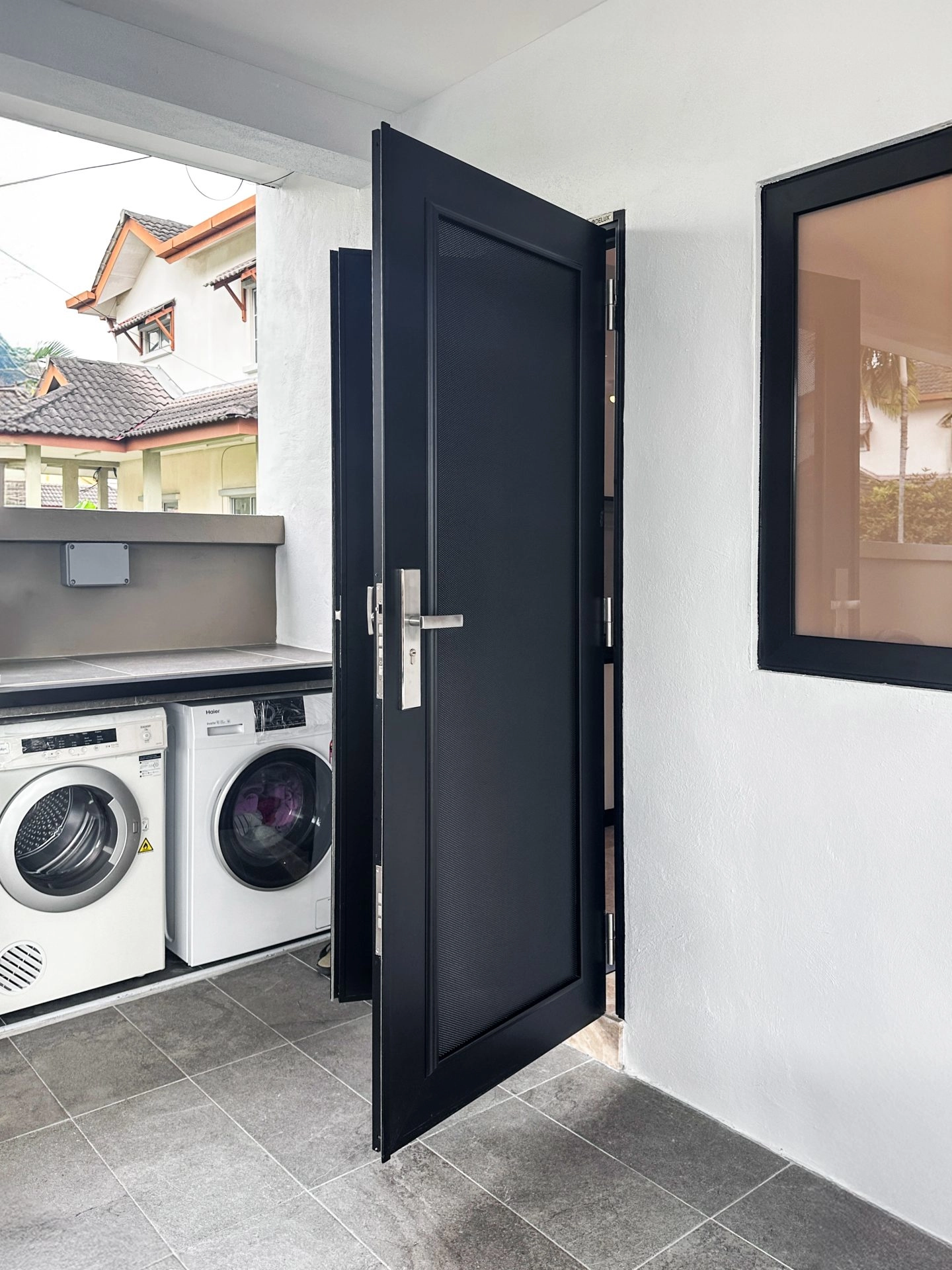 AlutechDoor Single Door DT901