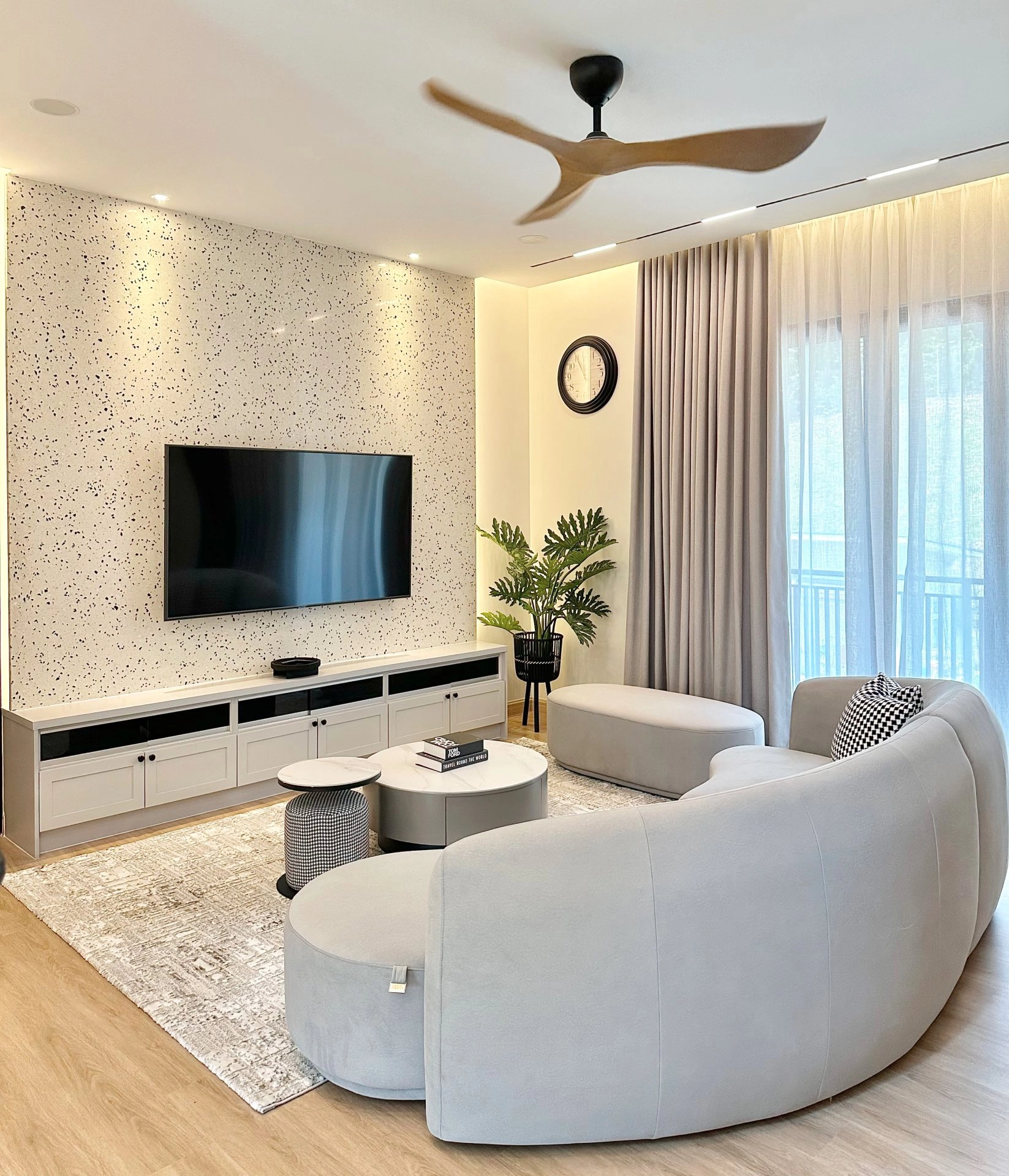 Trackless folding gate Trackless autogate Folding gate Malaysia Aluminium gate Malaysia Delux autogate Unigate Autogate Malaysia Unigate Malaysia Trackless gate Malaysia Aluminium gate supplier Malaysia Aluminium auto gate Autogate price Autogate system price Trackless autogate malaysia price Autogate malaysia price Aluminium gate suppliers texstone x16