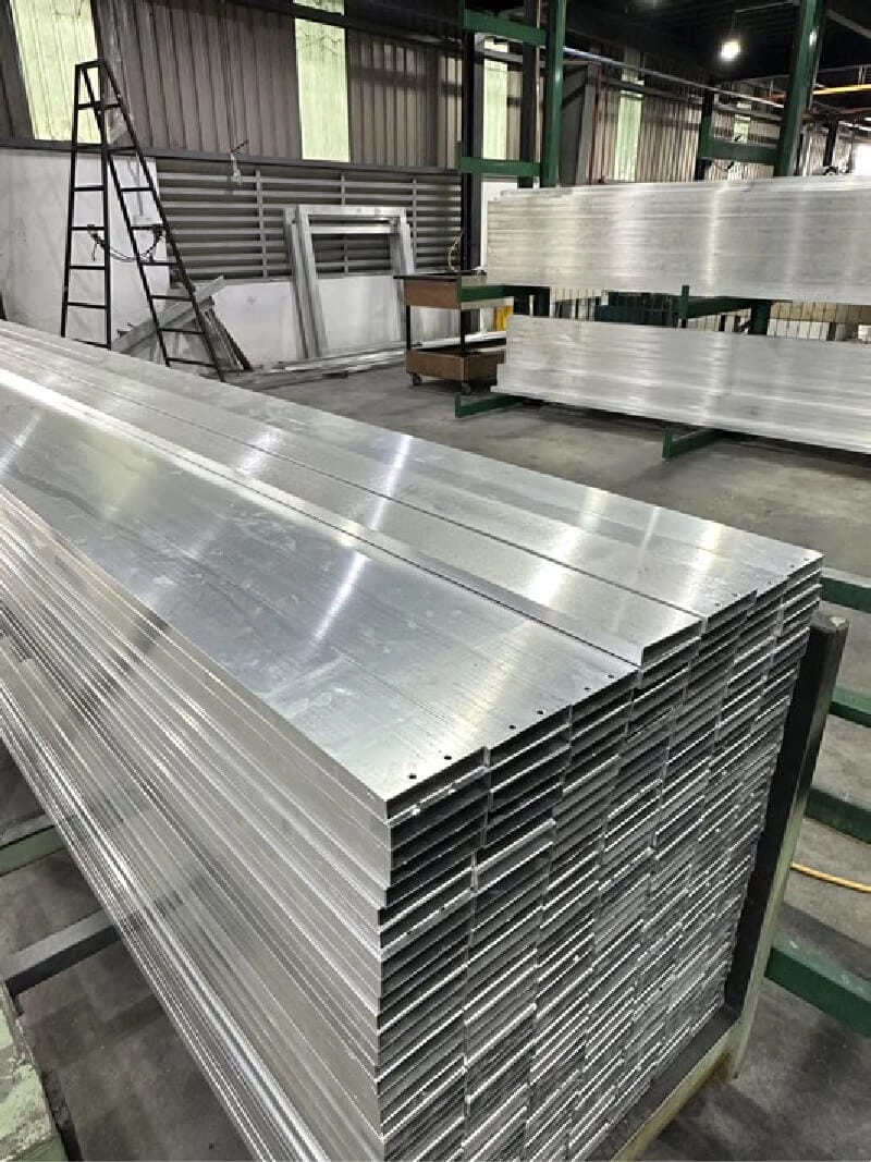 Image gallery marquee