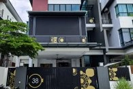 Trackless folding gate Trackless autogate Folding gate Malaysia Aluminium gate Malaysia Delux autogate Unigate Autogate Malaysia Unigate Malaysia Trackless gate Malaysia Aluminium gate supplier Malaysia Aluminium auto gate Autogate price Autogate system price Trackless autogate malaysia price Autogate malaysia price Aluminium gate suppliers metal2