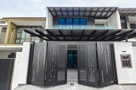 Trackless folding gate Trackless autogate Folding gate Malaysia Aluminium gate Malaysia Delux autogate Unigate Autogate Malaysia Unigate Malaysia Trackless gate Malaysia Aluminium gate supplier Malaysia Aluminium auto gate Autogate price Autogate system price Trackless autogate malaysia price Autogate malaysia price Aluminium gate suppliers showy