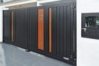 Trackless folding gate Trackless autogate Folding gate Malaysia Aluminium gate Malaysia Delux autogate Unigate Autogate Malaysia Unigate Malaysia Trackless gate Malaysia Aluminium gate supplier Malaysia Aluminium auto gate Autogate price Autogate system price Trackless autogate malaysia price Autogate malaysia price Aluminium gate suppliers inline 14