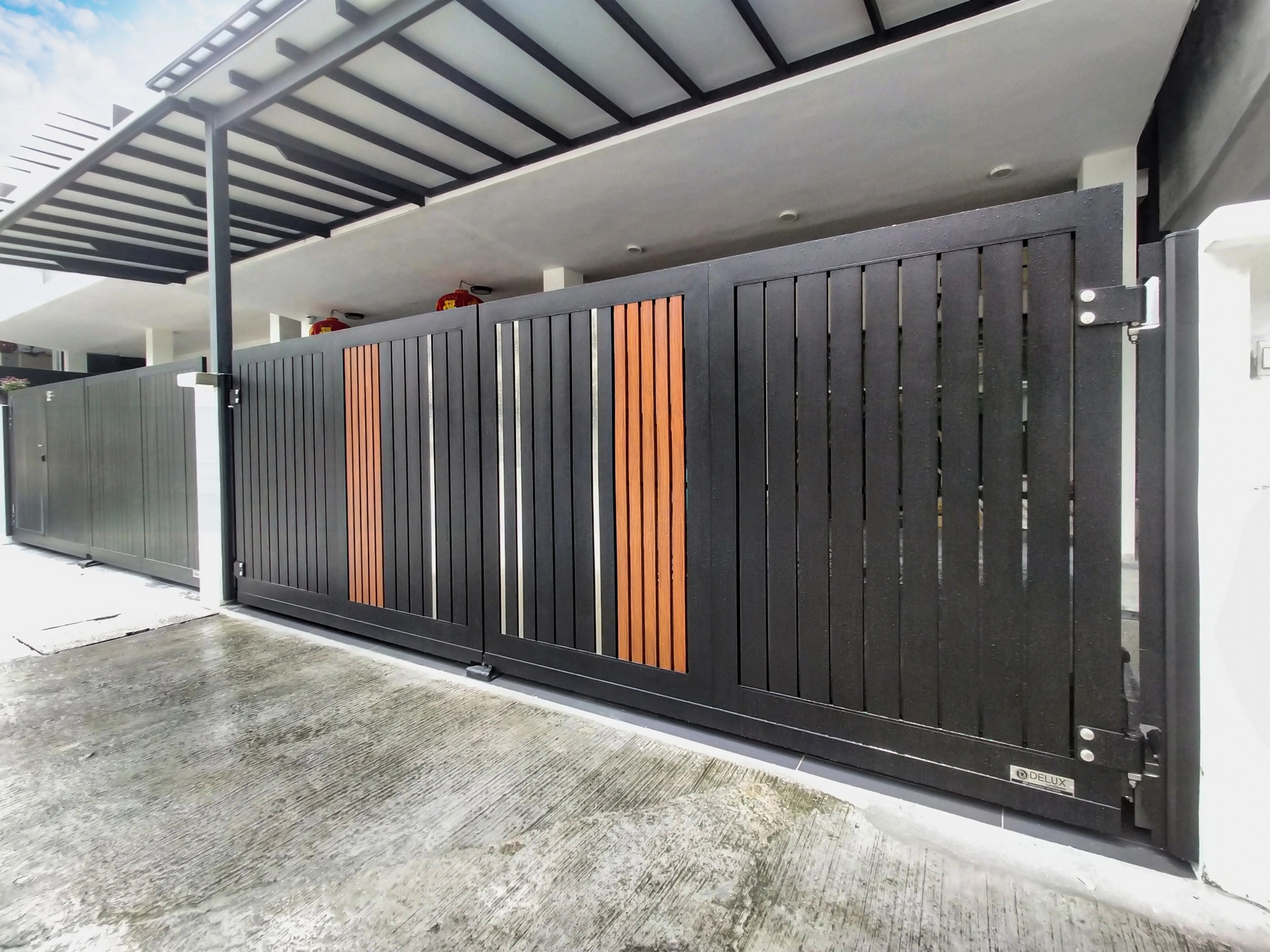 Trackless folding gate Trackless autogate Folding gate Malaysia Aluminium gate Malaysia Delux autogate Unigate Autogate Malaysia Unigate Malaysia Trackless gate Malaysia Aluminium gate supplier Malaysia Aluminium auto gate Autogate price Autogate system price Trackless autogate malaysia price Autogate malaysia price Aluminium gate suppliers breeze 4