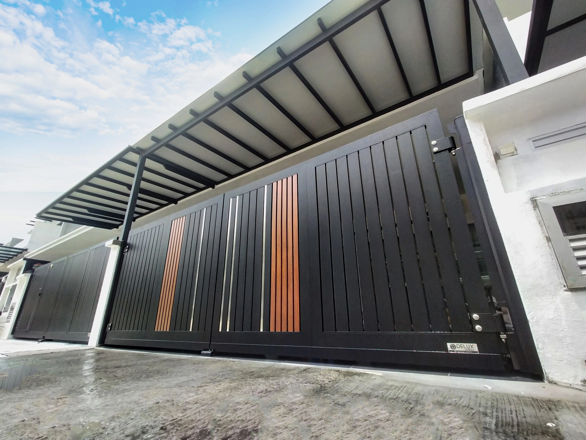 Trackless folding gate Trackless autogate Folding gate Malaysia Aluminium gate Malaysia Delux autogate Unigate Autogate Malaysia Unigate Malaysia Trackless gate Malaysia Aluminium gate supplier Malaysia Aluminium auto gate Autogate price Autogate system price Trackless autogate malaysia price Autogate malaysia price Aluminium gate suppliers breeze 4