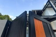 Trackless folding gate Trackless autogate Folding gate Malaysia Aluminium gate Malaysia Delux autogate Unigate Autogate Malaysia Unigate Malaysia Trackless gate Malaysia Aluminium gate supplier Malaysia Aluminium auto gate Autogate price Autogate system price Trackless autogate malaysia price Autogate malaysia price Aluminium gate suppliers Linex 3