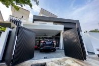 Trackless folding gate Trackless autogate Folding gate Malaysia Aluminium gate Malaysia Delux autogate Unigate Autogate Malaysia Unigate Malaysia Trackless gate Malaysia Aluminium gate supplier Malaysia Aluminium auto gate Autogate price Autogate system price Trackless autogate malaysia price Autogate malaysia price Aluminium gate suppliers x8