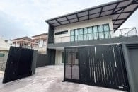 Trackless folding gate Trackless autogate Folding gate Malaysia Aluminium gate Malaysia Delux autogate Unigate Autogate Malaysia Unigate Malaysia Trackless gate Malaysia Aluminium gate supplier Malaysia Aluminium auto gate Autogate price Autogate system price Trackless autogate malaysia price Autogate malaysia price Aluminium gate suppliers starry