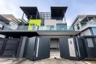 Trackless folding gate Trackless autogate Folding gate Malaysia Aluminium gate Malaysia Delux autogate Unigate Autogate Malaysia Unigate Malaysia Trackless gate Malaysia Aluminium gate supplier Malaysia Aluminium auto gate Autogate price Autogate system price Trackless autogate malaysia price Autogate malaysia price Aluminium gate suppliers inline 14c