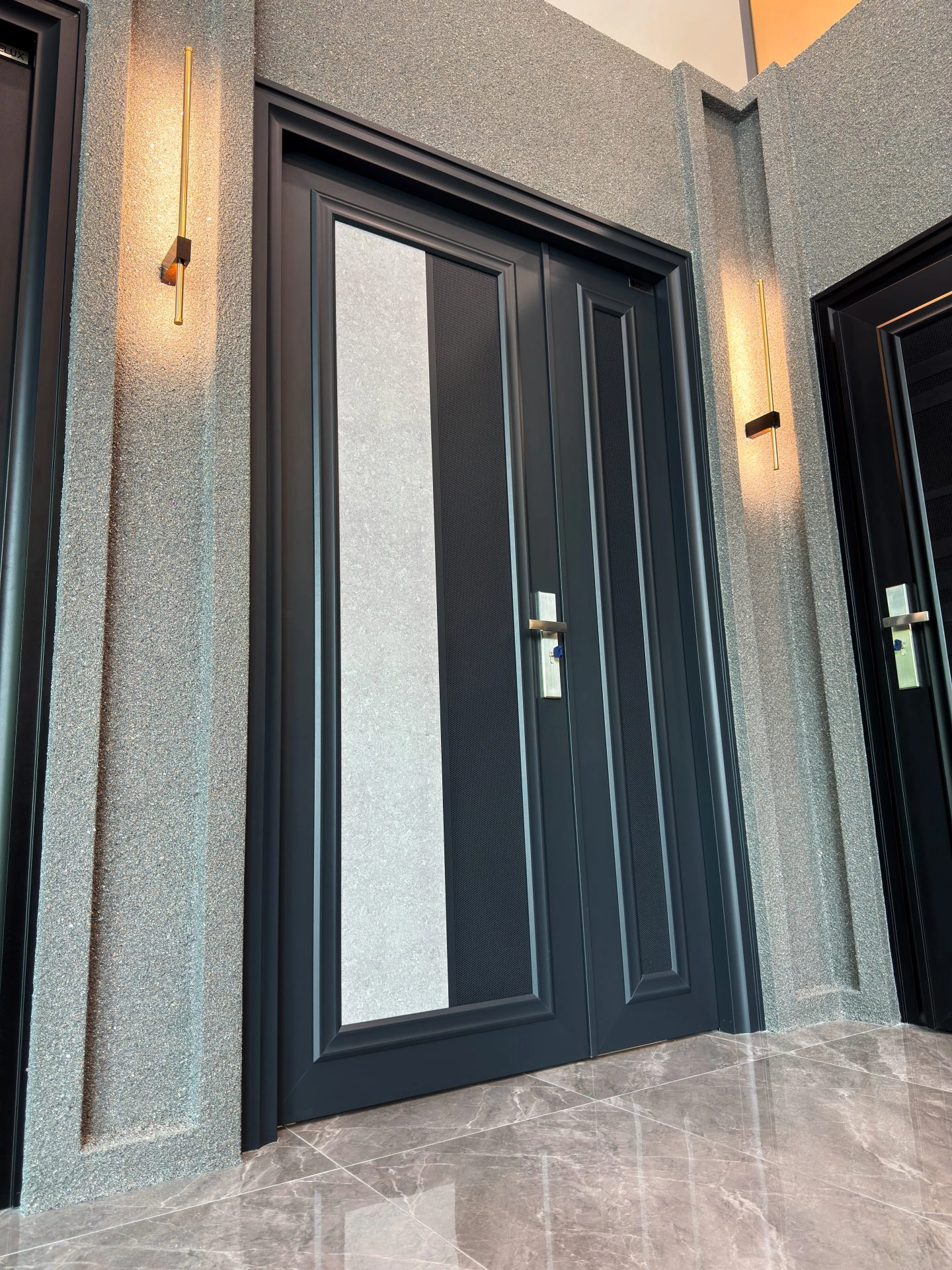 Security door Malaysia Aluminum door Luxury security door Delux security door price Aluminium security door Alutechdoor Security door design for home Best safety door Best security door malaysia Modern security door Security door design One and Half Door DT604C
