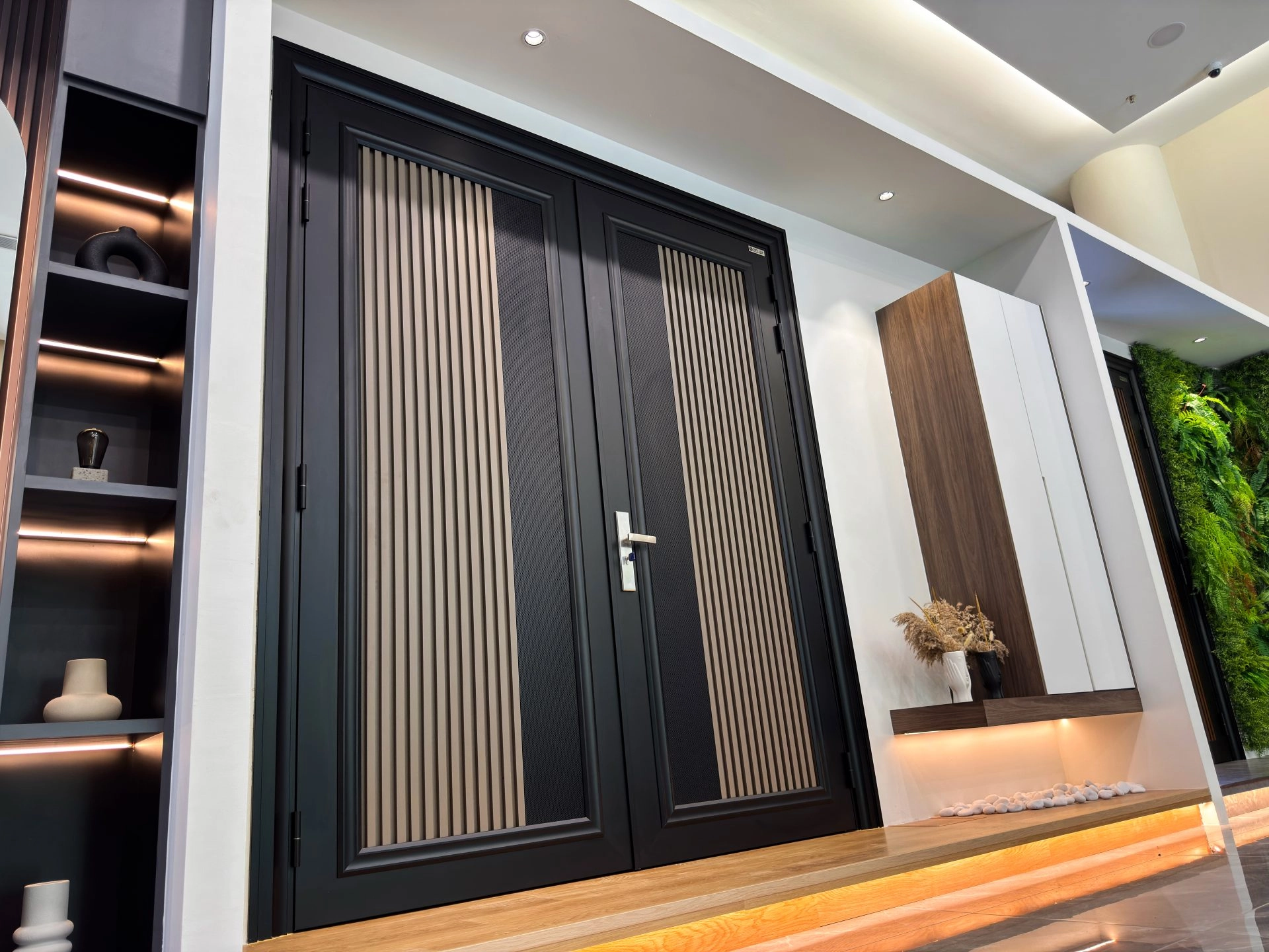 Security door Malaysia Aluminum door Luxury security door Delux security door price Aluminium security door Alutechdoor Security door design for home Best safety door Best security door malaysia Modern security door Security door design Double Door DT707
