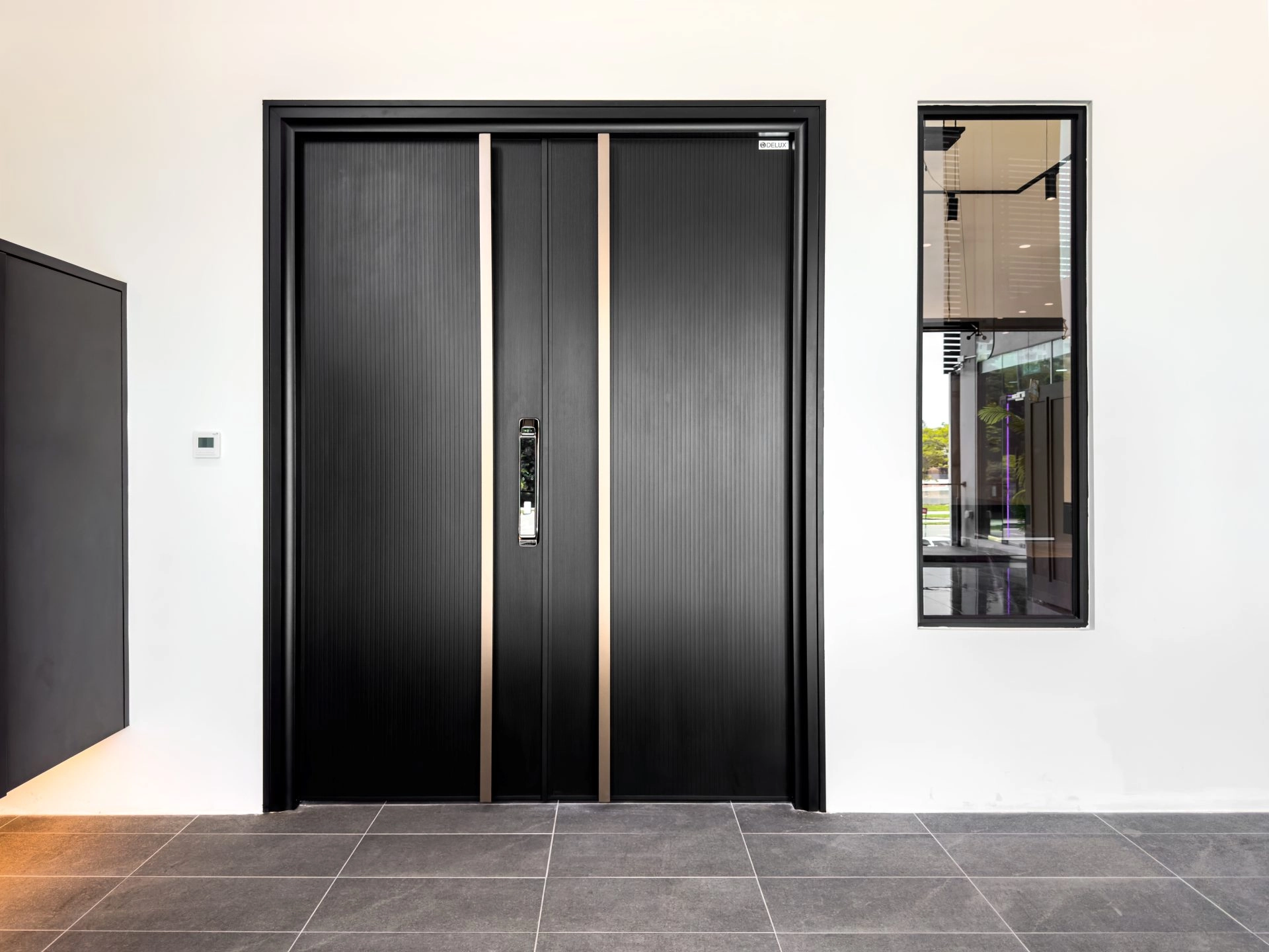 Security door Malaysia Aluminum door Luxury security door Delux security door price Aluminium security door Alutechdoor Security door design for home Best safety door Best security door malaysia Modern security door Security door design Double Door LN101