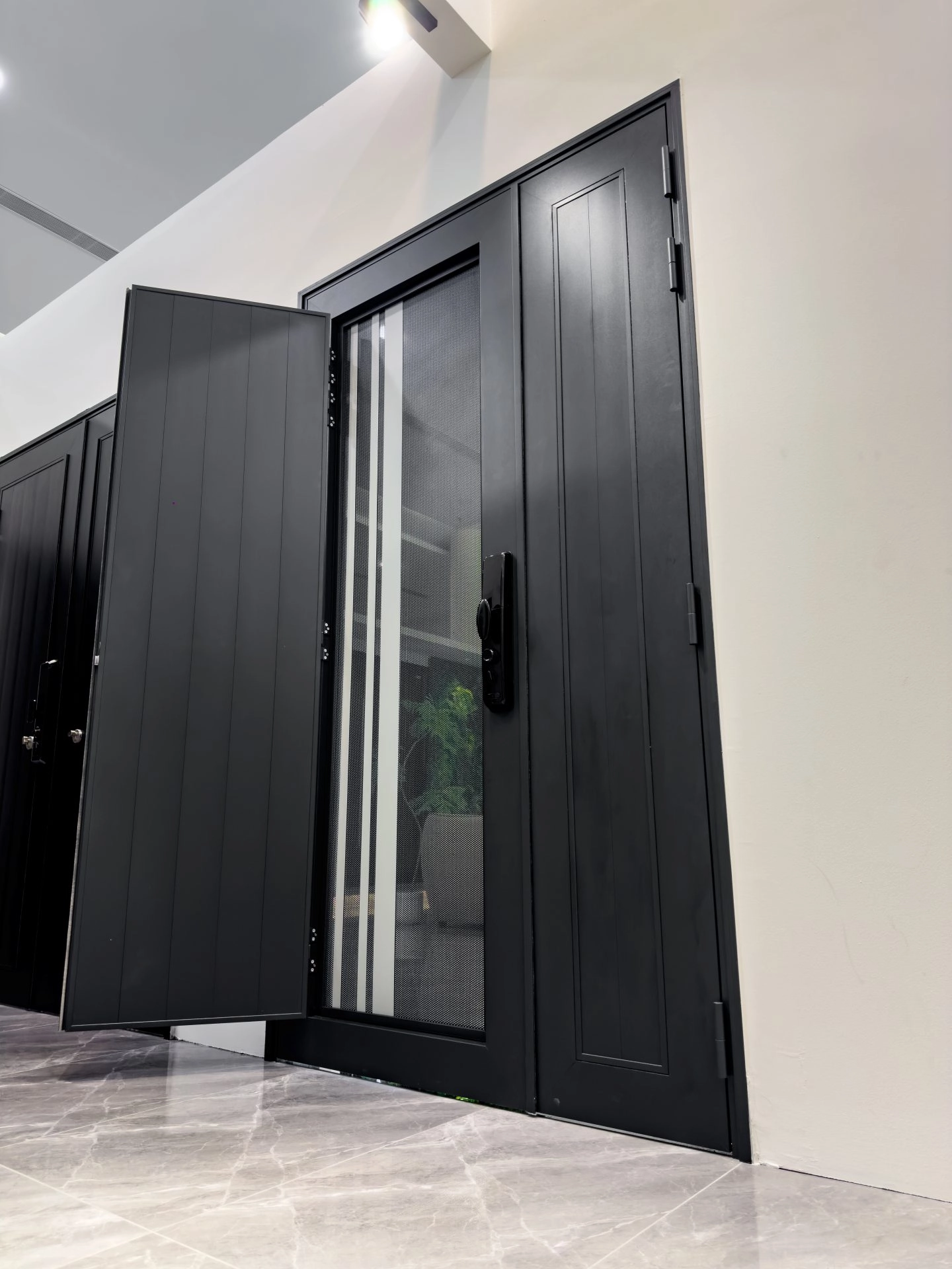 Security door Malaysia Aluminum door Luxury security door Delux security door price Aluminium security door Alutechdoor Security door design for home Best safety door Best security door malaysia Modern security door Security door design One and Half Door DT906P