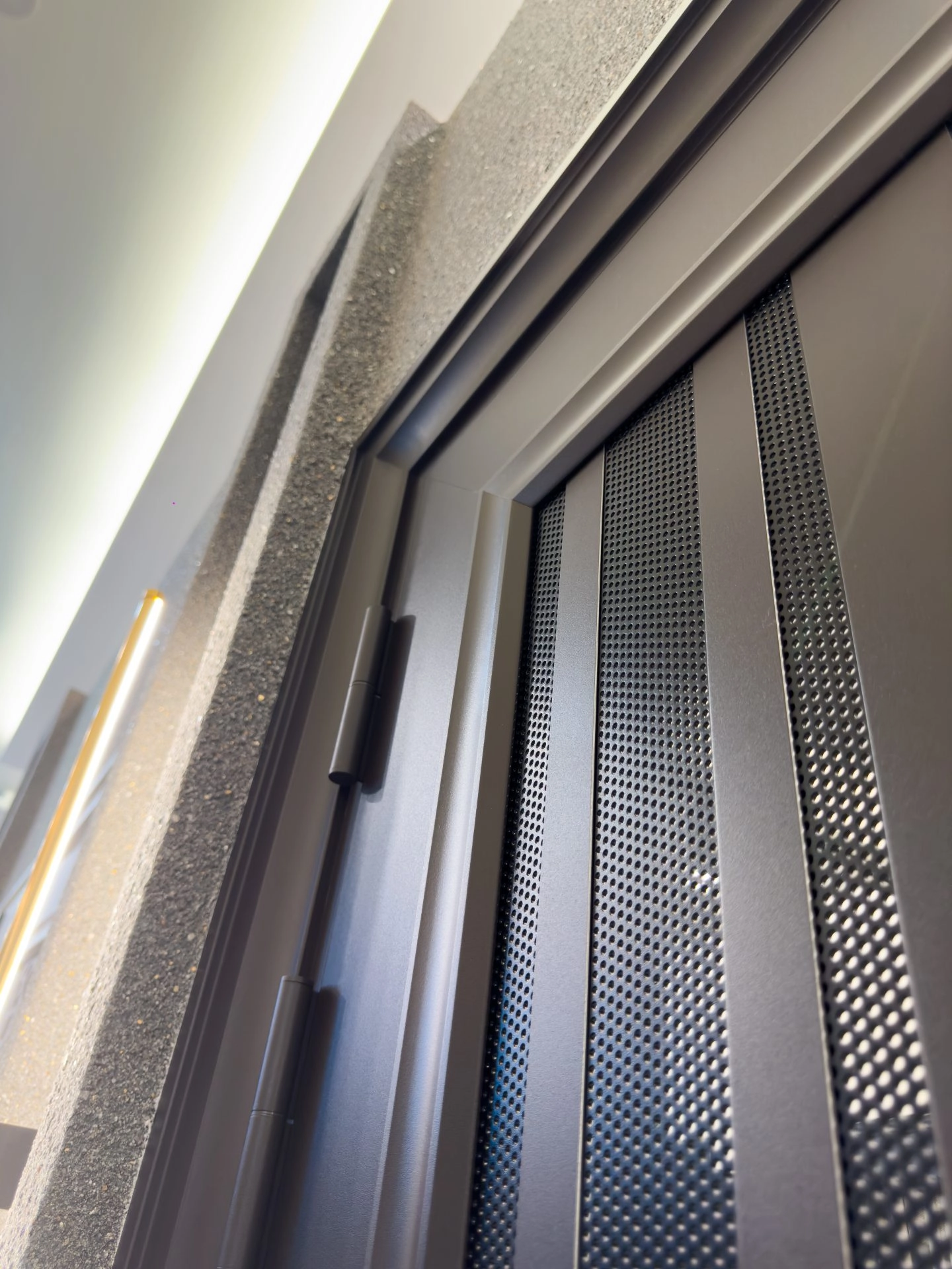 Security door Malaysia Aluminum door Luxury security door Delux security door price Aluminium security door Alutechdoor Security door design for home Best safety door Best security door malaysia Modern security door Security door design Double Door DT611P