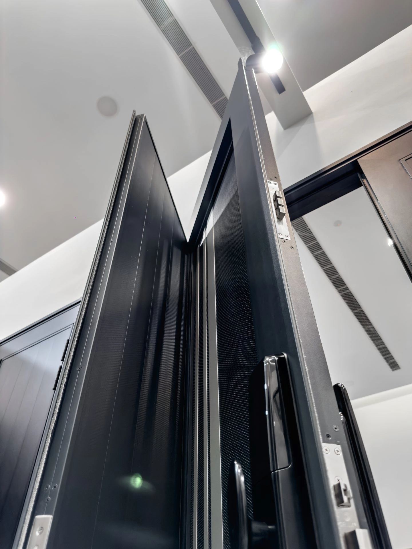 Security door Malaysia Aluminum door Luxury security door Delux security door price Aluminium security door Alutechdoor Security door design for home Best safety door Best security door malaysia Modern security door Security door design One and Half Door DT906P