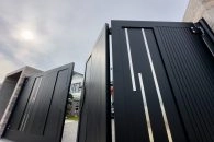 Trackless folding gate Trackless autogate Folding gate Malaysia Aluminium gate Malaysia Delux autogate Unigate Autogate Malaysia Unigate Malaysia Trackless gate Malaysia Aluminium gate supplier Malaysia Aluminium auto gate Autogate price Autogate system price Trackless autogate malaysia price Autogate malaysia price Aluminium gate suppliers Grono