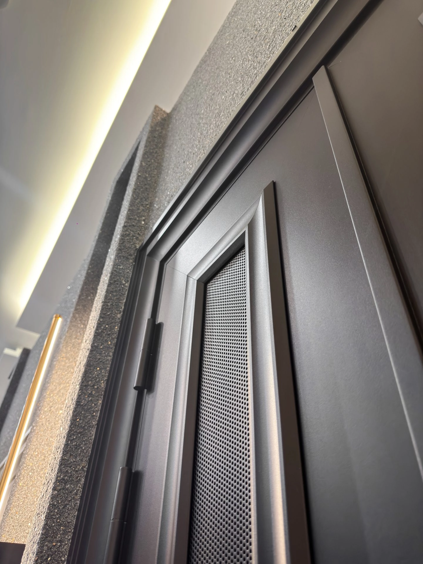 Security door Malaysia Aluminum door Luxury security door Delux security door price Aluminium security door Alutechdoor Security door design for home Best safety door Best security door malaysia Modern security door Security door design One and Half Door DT613