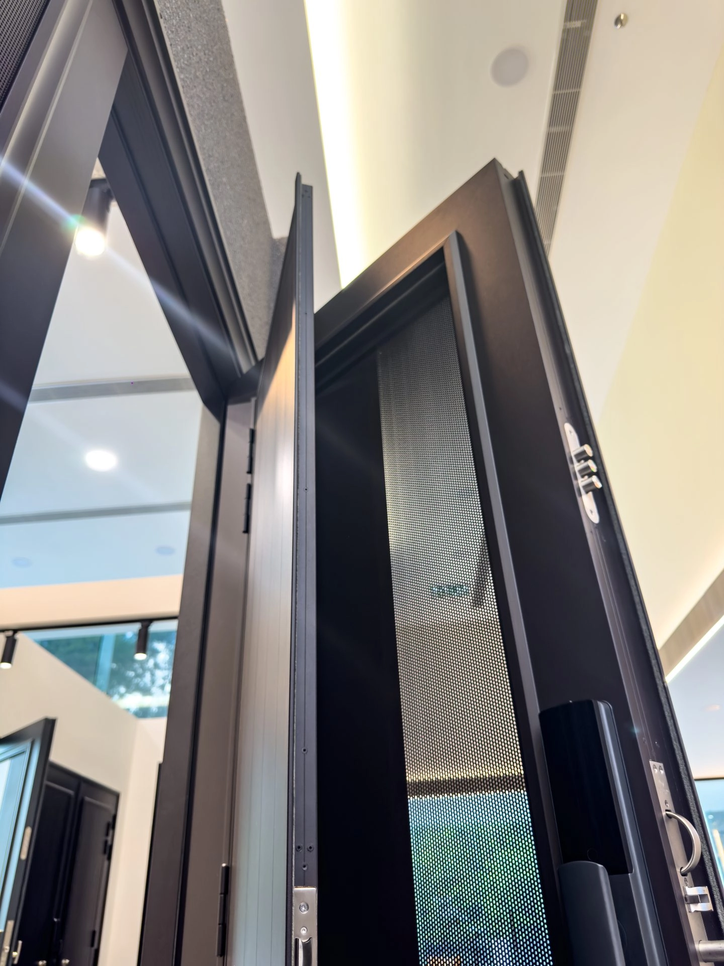 Security door Malaysia Aluminum door Luxury security door Delux security door price Aluminium security door Alutechdoor Security door design for home Best safety door Best security door malaysia Modern security door Security door design One and Half Door DT613