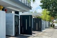 Trackless folding gate Trackless autogate Folding gate Malaysia Aluminium gate Malaysia Delux autogate Unigate Autogate Malaysia Unigate Malaysia Trackless gate Malaysia Aluminium gate supplier Malaysia Aluminium auto gate Autogate price Autogate system price Trackless autogate malaysia price Autogate malaysia price Aluminium gate suppliers x-line 1