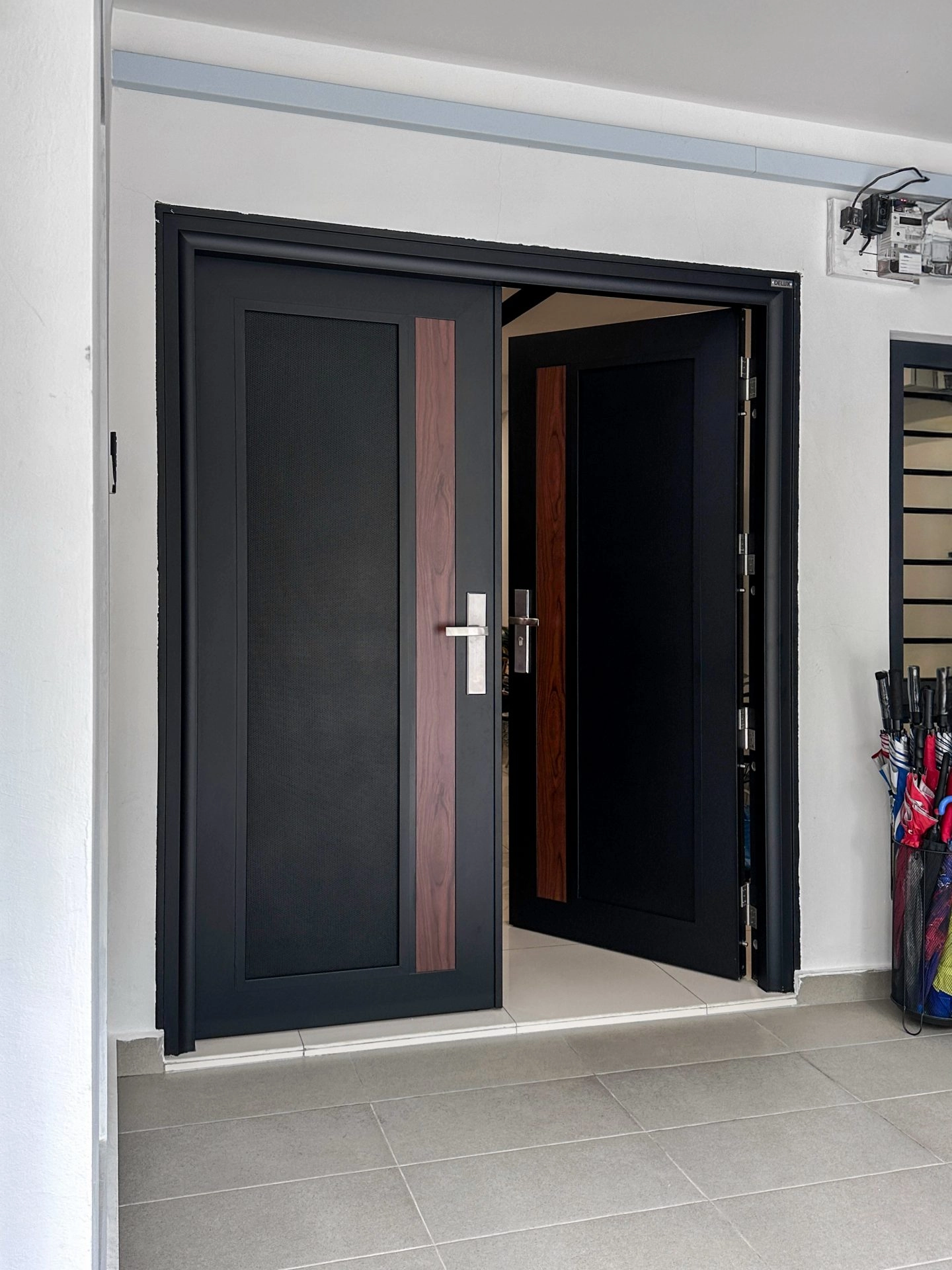 AlutechDoor Double Door DT601W