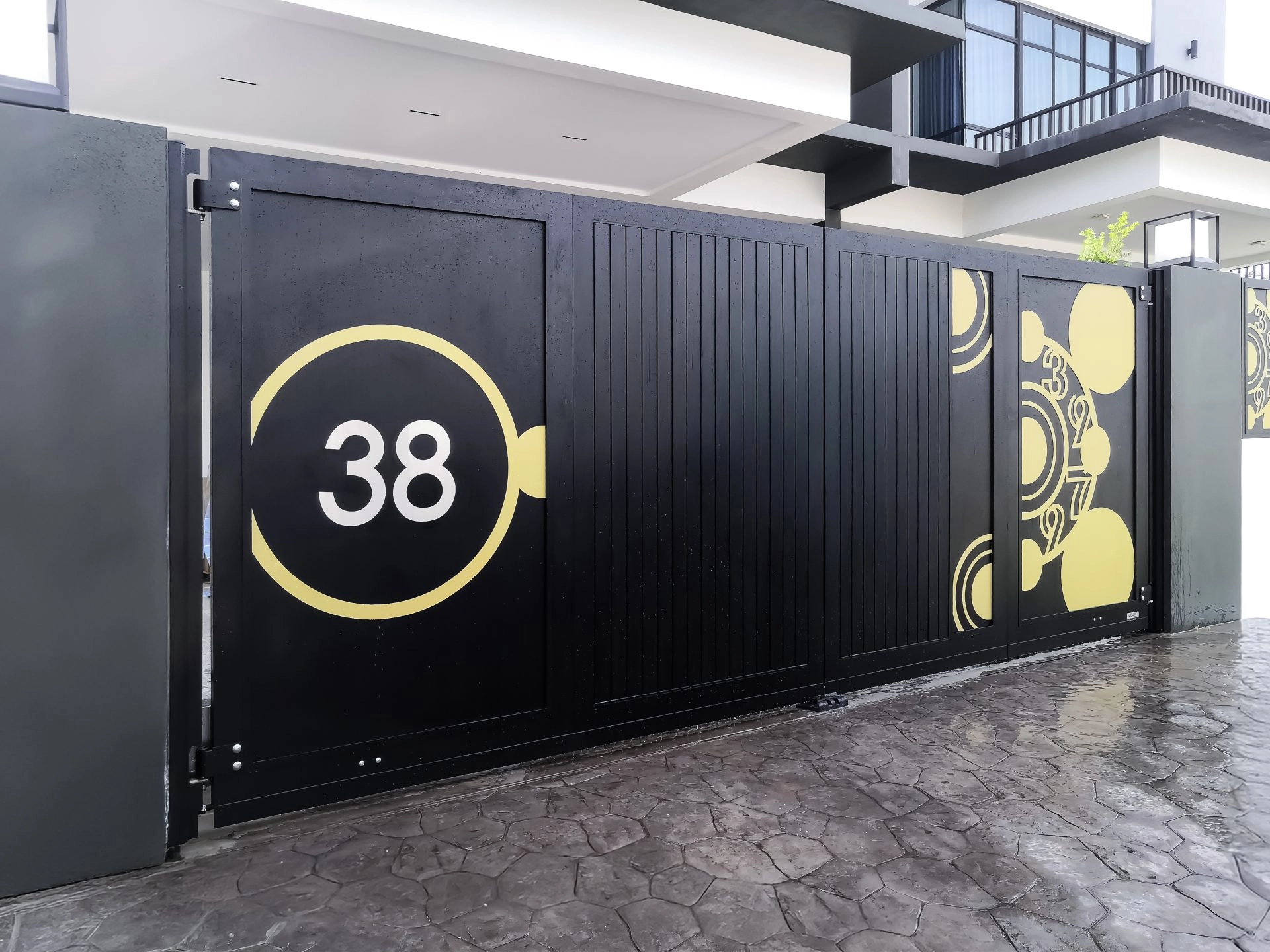 Trackless folding gate Trackless autogate Folding gate Malaysia Aluminium gate Malaysia Delux autogate Unigate Autogate Malaysia Unigate Malaysia Trackless gate Malaysia Aluminium gate supplier Malaysia Aluminium auto gate Autogate price Autogate system price Trackless autogate malaysia price Autogate malaysia price Aluminium gate suppliers metal2